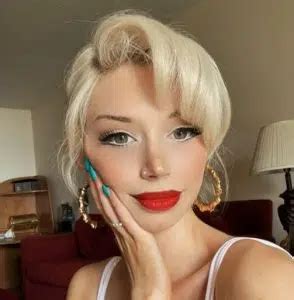 Pinup Pixie: Wiki, Bio, Age, Height, Parents, Husband, Net Worth